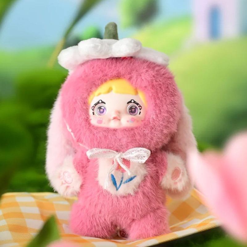 Original Nommi V2 Garden Rabbi - Vinyl Figure Blank review and price